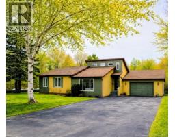 27 Rue du Bicentenaire Street, caraquet, New Brunswick