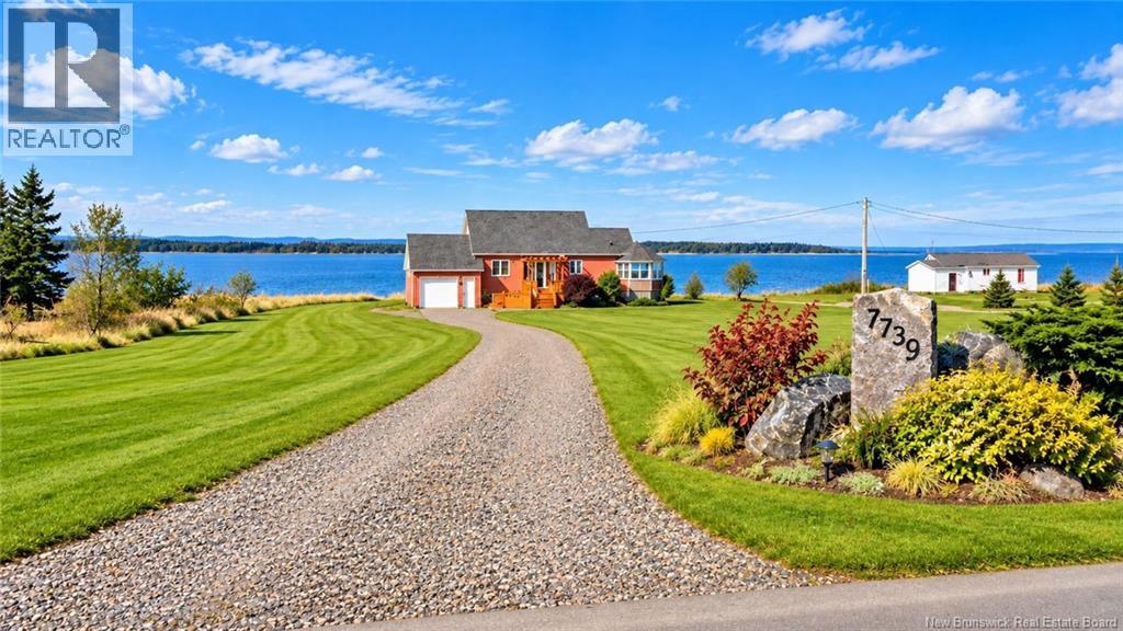 7739 Du Havres Street, bas-caraquet, New Brunswick